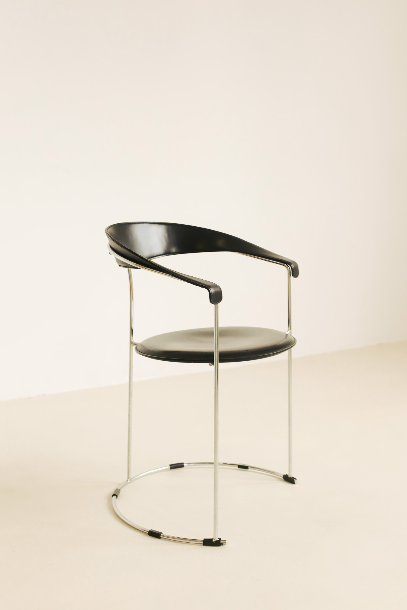 Chrome & Black Leather Canasta Armchair by Arrben Italy – Studio